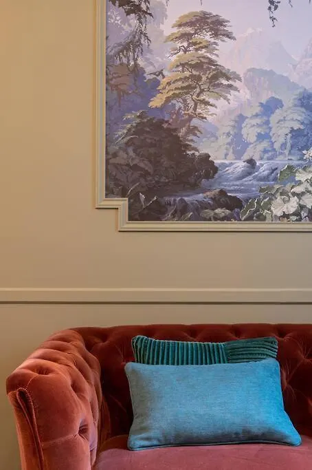 My Boudoir Apartment Paris